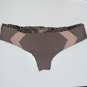Acacia Swimwear Size S Mentawai Bottom in Fig
